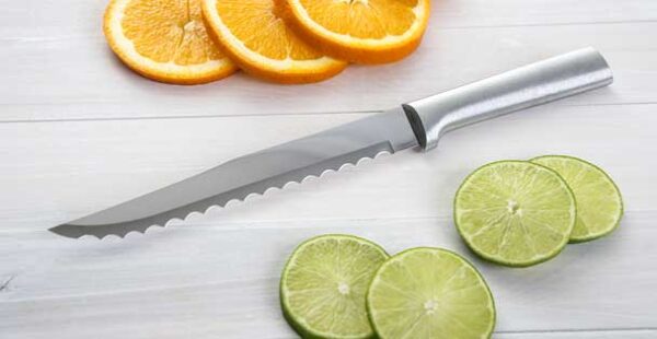 R138 Serrated Slicer